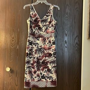 Peck & Peck sleeveless dress. Cream, cranberry and brown patterned. Size 2.